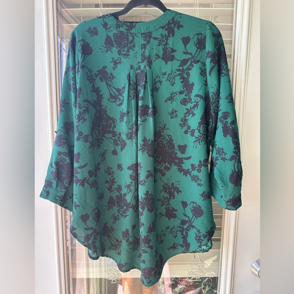 41 Hawthorn Women’s Emerald Green & Black Blouse Top Rolltab Sleeve - Picture 2 of 8